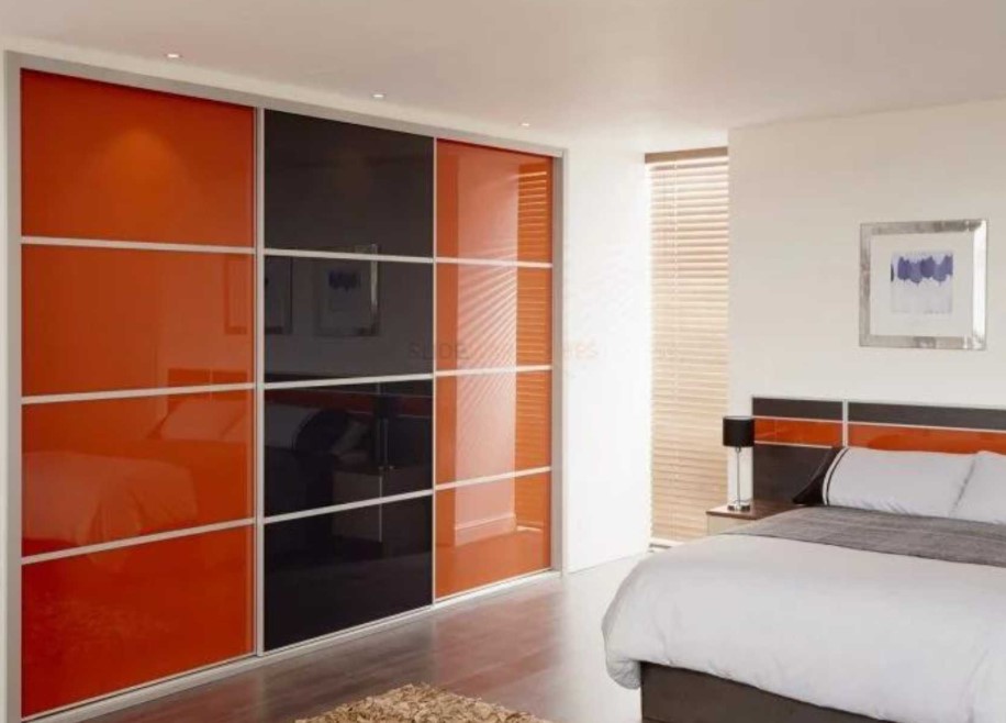 Back Painted Glass, Dubai – 6 mm Colored Tempered Glass Wall Panels, Seamless Back-Painted Kitchen Backsplash & Wardrobe Glass by INFOCUS Glass & Aluminium Works, UAE
